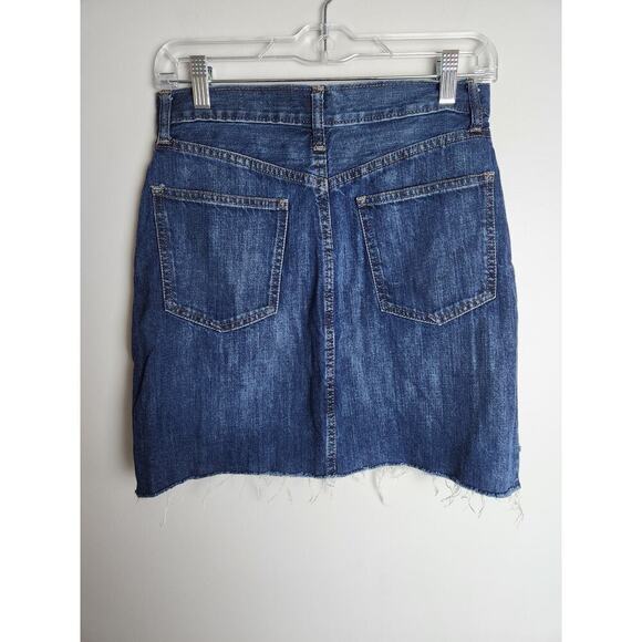 GAP Denim button fly mini jean skirt sz 26 raw hem boho festival rodeo y2k - Picture 3 of 9
